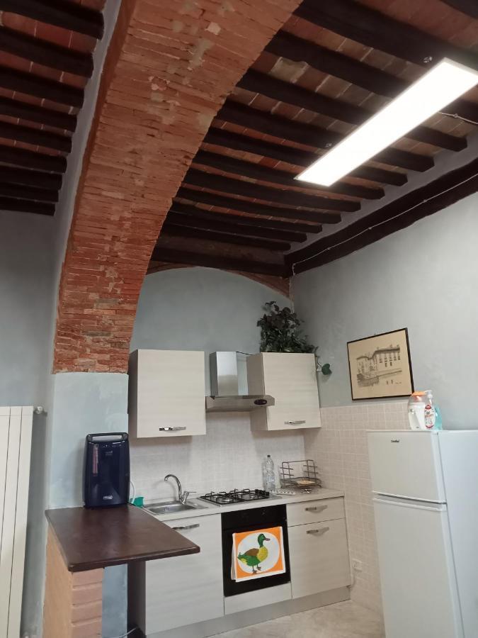 La Grotta Nel Borgo Roccastrada
